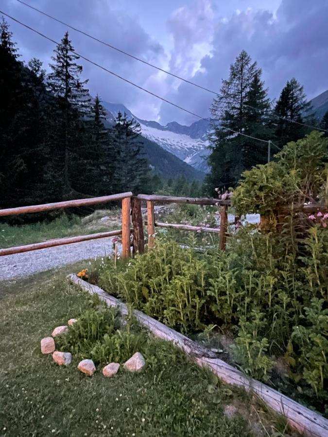 Hotel Gembro Chiesa in Valmalenco Dış mekan fotoğraf