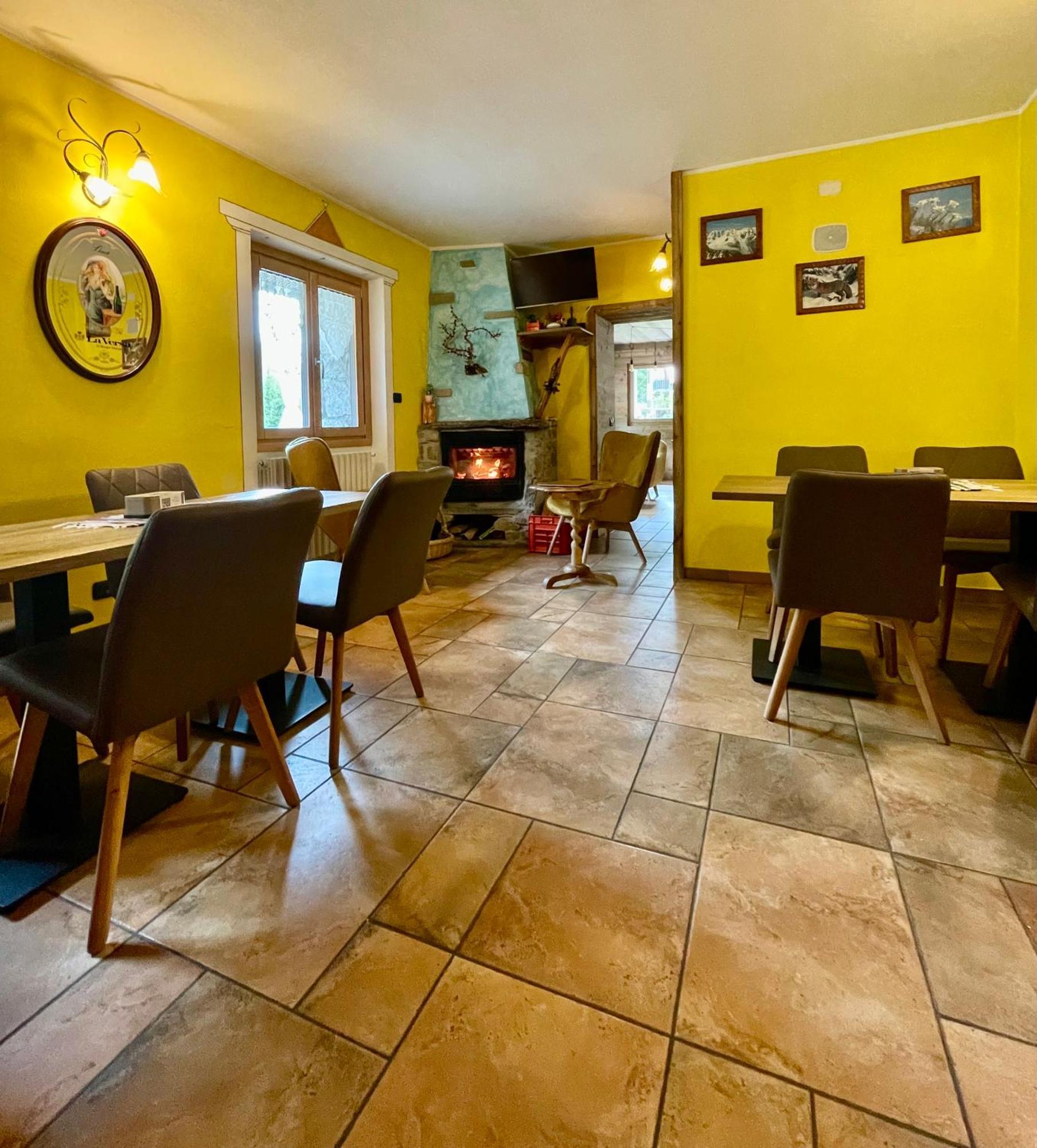 Hotel Gembro Chiesa in Valmalenco Dış mekan fotoğraf