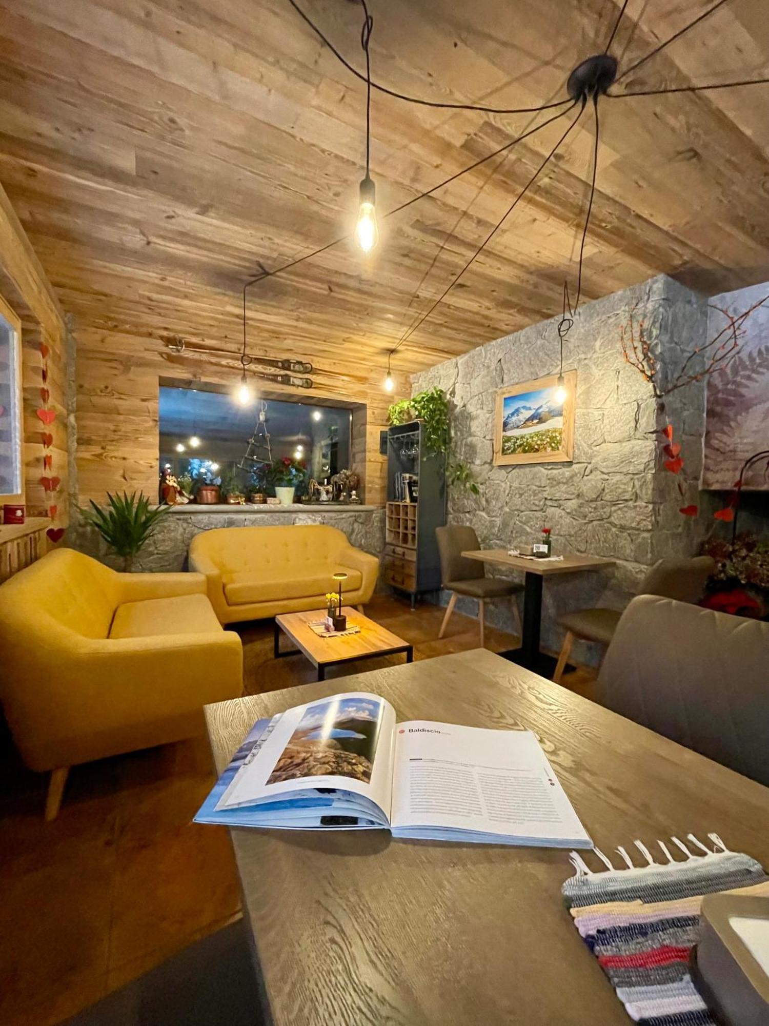 Hotel Gembro Chiesa in Valmalenco Dış mekan fotoğraf