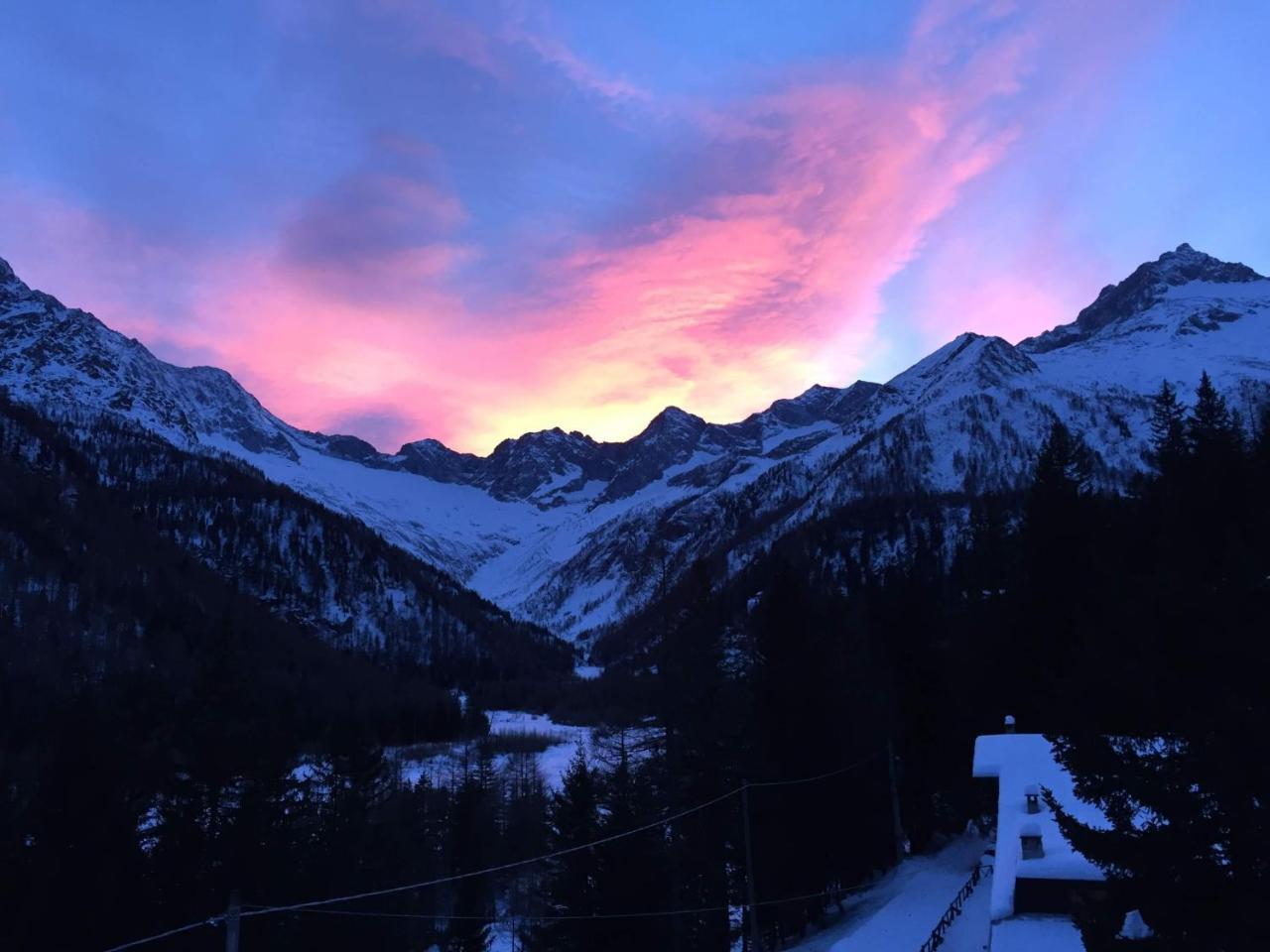Hotel Gembro Chiesa in Valmalenco Dış mekan fotoğraf