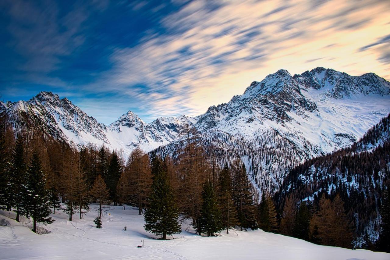 Hotel Gembro Chiesa in Valmalenco Dış mekan fotoğraf