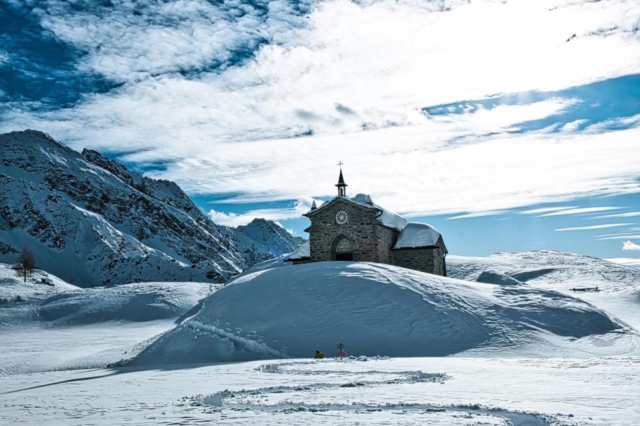 Hotel Gembro Chiesa in Valmalenco Dış mekan fotoğraf